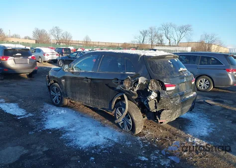 2021 Mitsubishi Outlander Sport 2.0 Be 2Wd/2.0 Es 2Wd/2.0 Le 2Wd/2.0 S 2Wd from USA, damaged, VIN JA4APUAU5MU010752